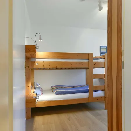 Zauber - Haus 2 Helmers * 유이스트